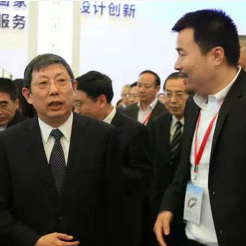 國家工信部部長苗圩、上海市長楊雄等重要領(lǐng)導(dǎo)視察木馬設(shè)計作品